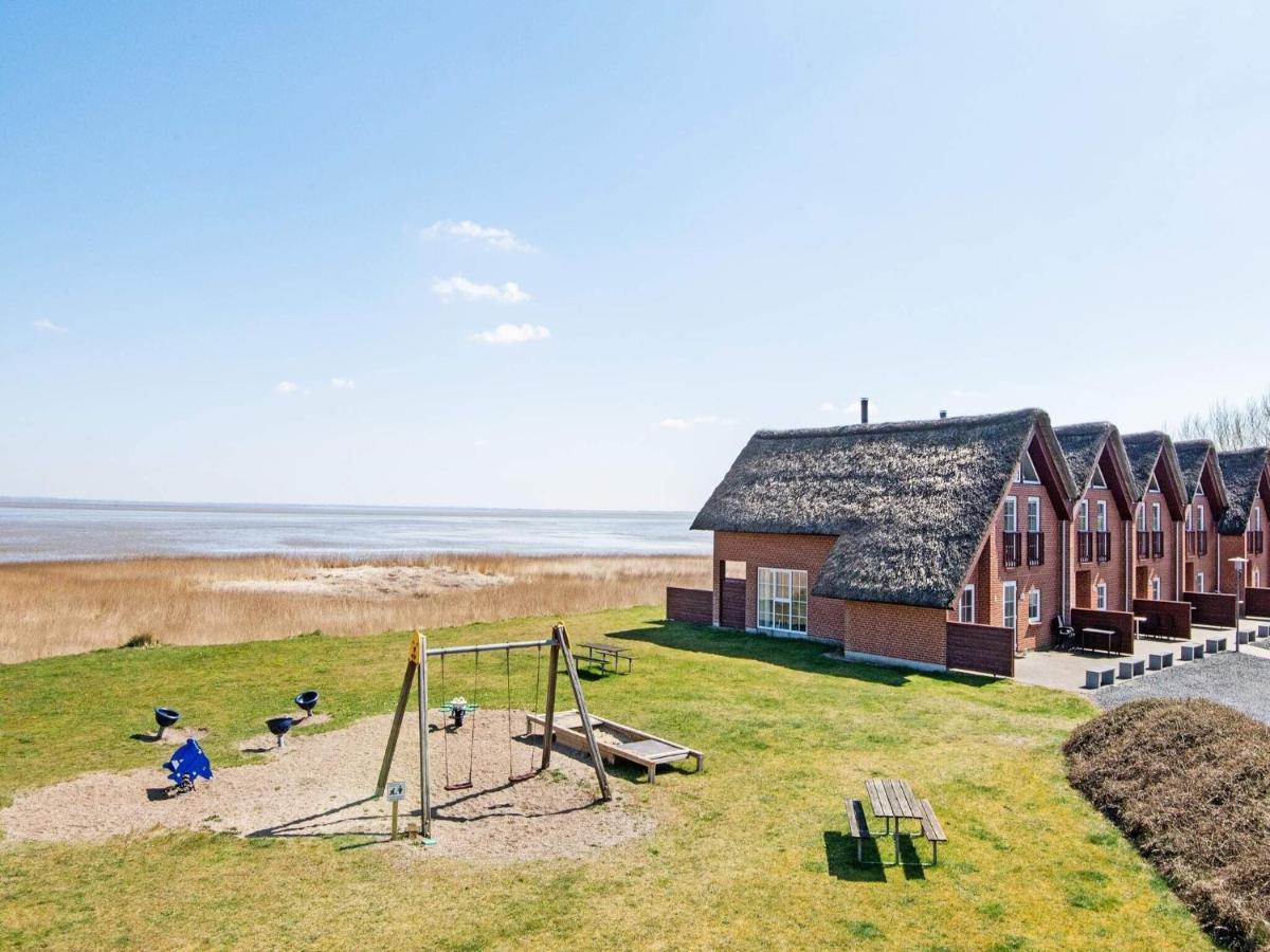 8 Person Holiday Home In R M Bolilmark Eksteriør bilde